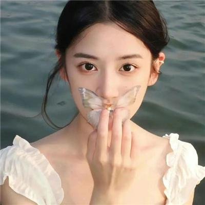 绝代艳宝莲的一生